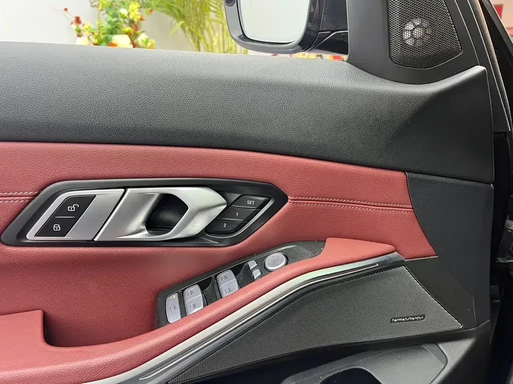 BMW 3 Series 2024 из CN, фото 6