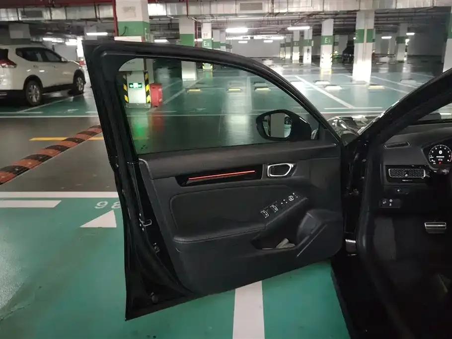 Honda Civic — фото 10