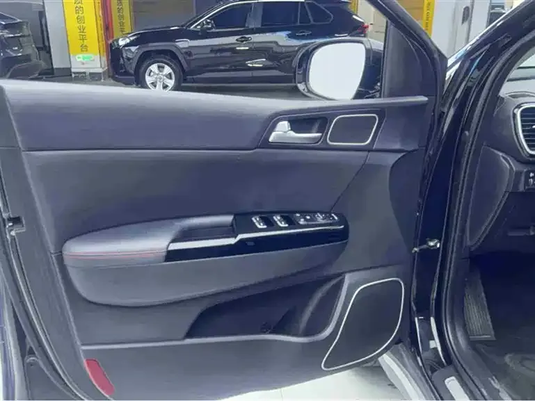 Kia KX5 2022 из CN, фото 5