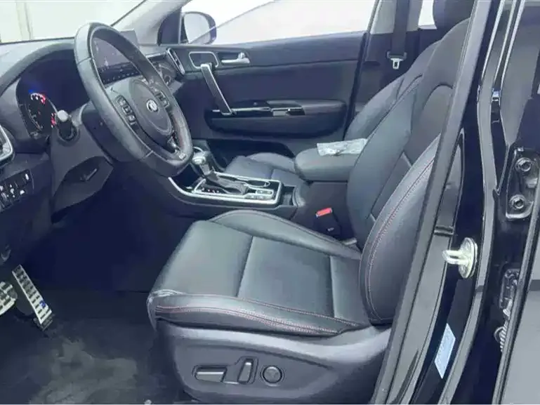 Kia KX5 2022 из CN, фото 3