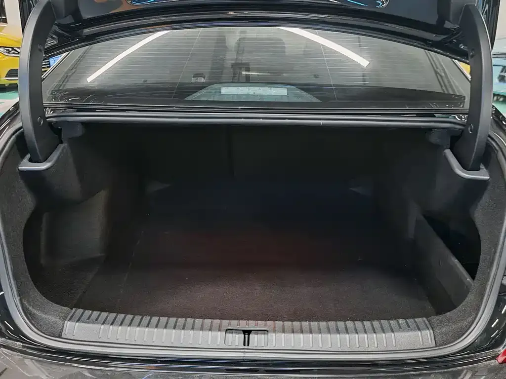 Volkswagen Passat — фото 4