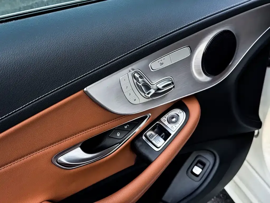 Mercedes-Benz C-Class (Import) — фото 7
