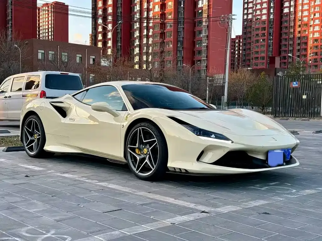 Ferrari F8 — фото 7