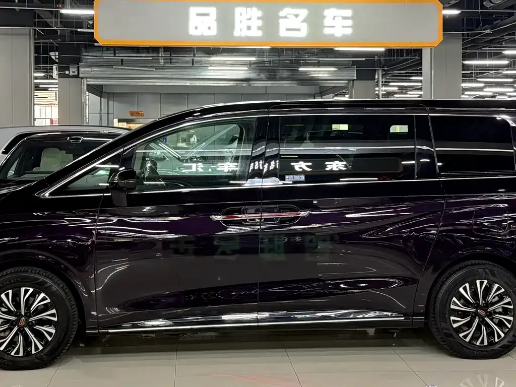 Hongqi HQ9 PHEV — фото 8