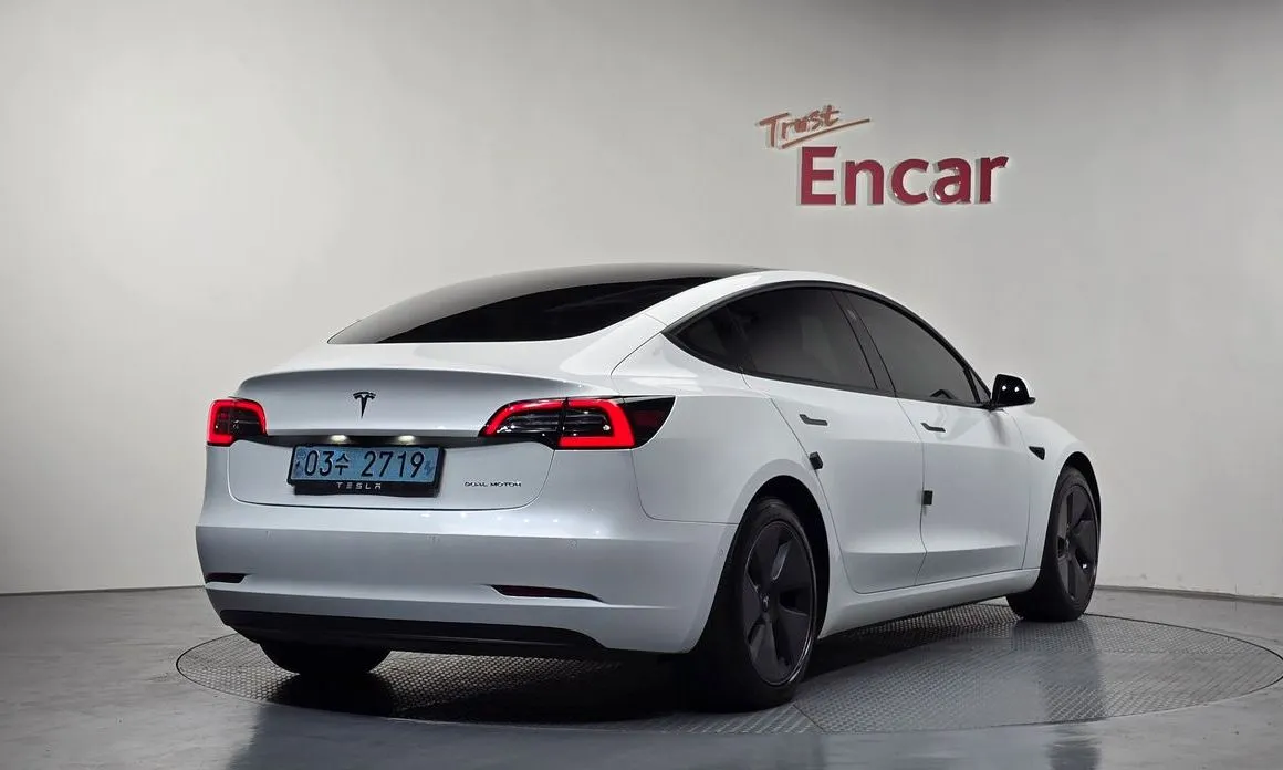 Tesla Model 3 2021 из KR, фото 4