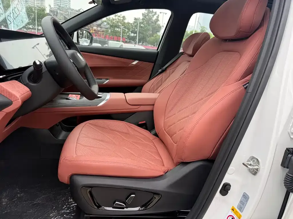 Changan CS75PLUS — фото 2