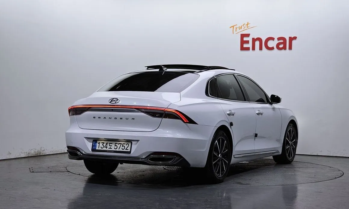 Hyundai Grandeur 2021 из KR, фото 4