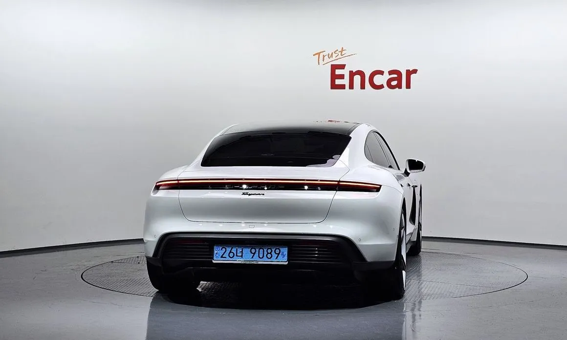 Porsche Taycan 2025 из KR, фото 5