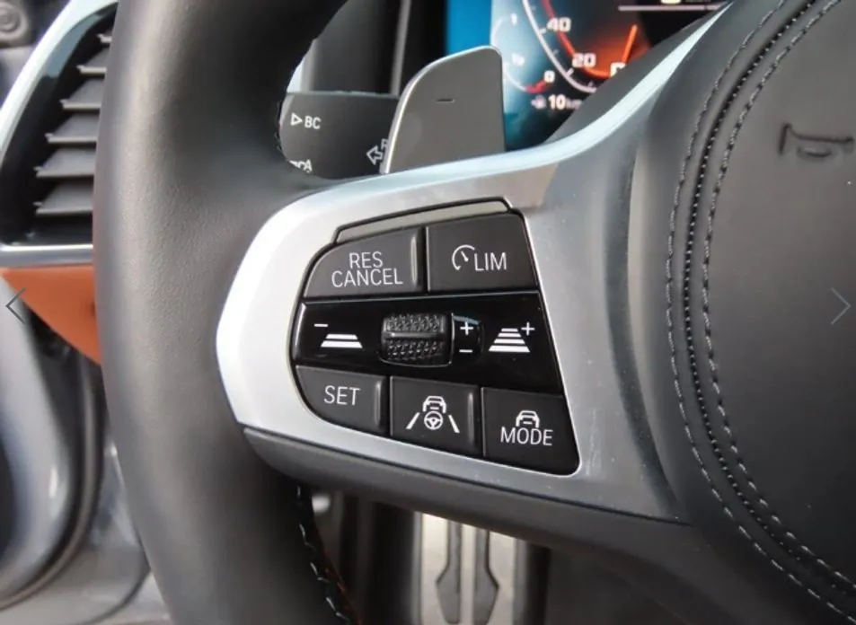 BMW 8-Series 2024 из KR, фото 8