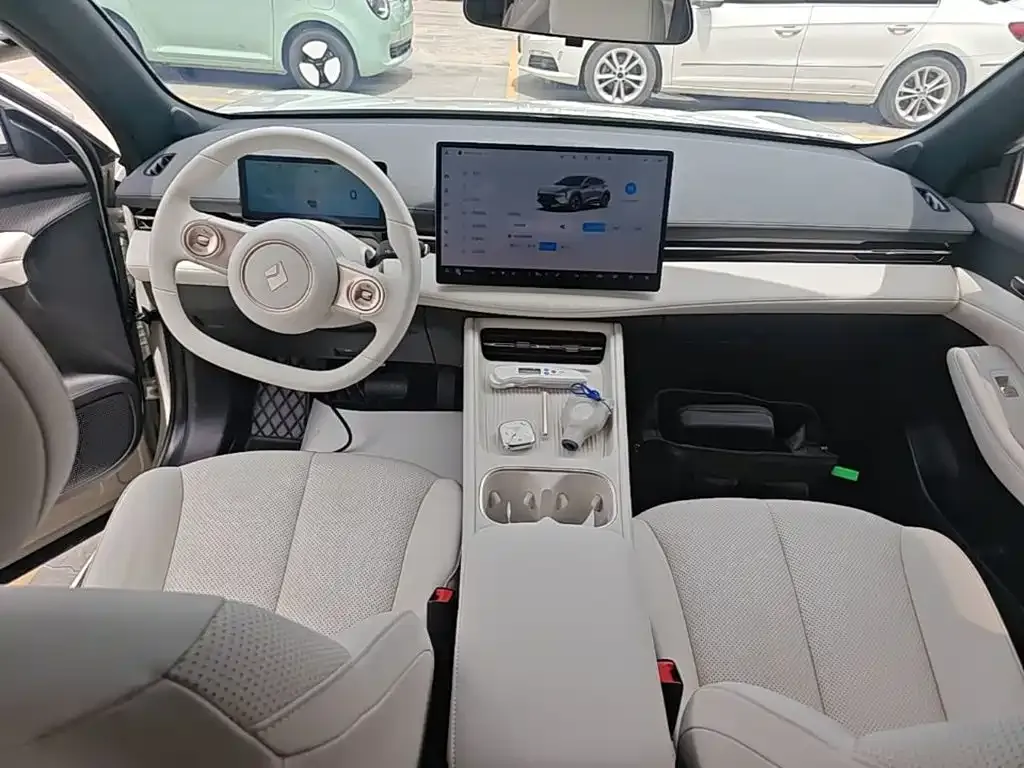 Baojun Yunhai 2024 из CN, фото 8
