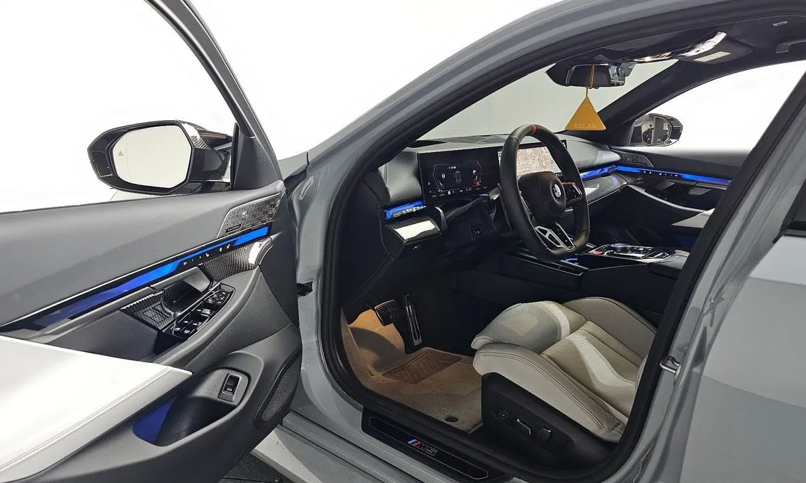 BMW M5 2026 из KR, фото 7