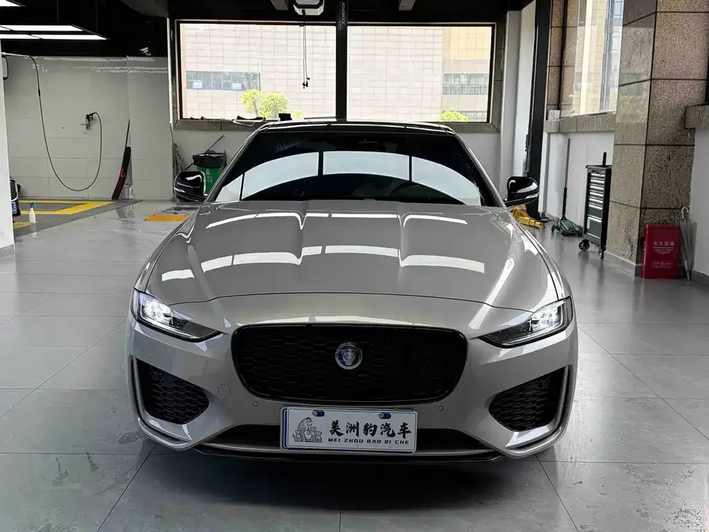 Jaguar XEL — фото 6