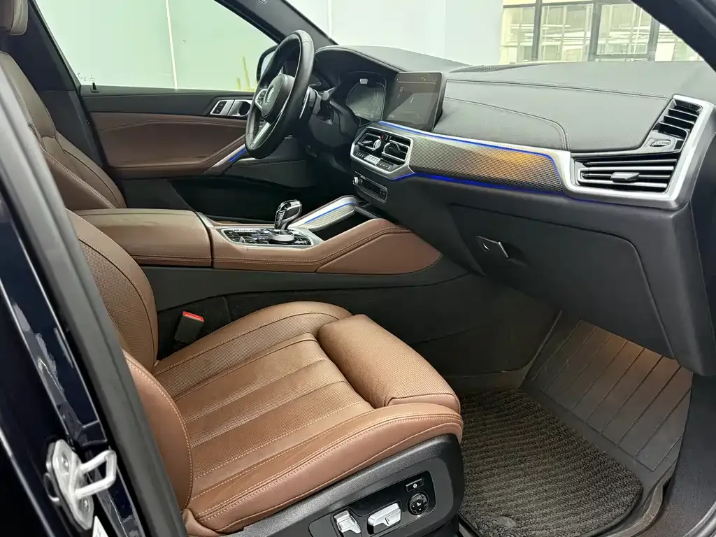 BMW X6 2021 из CN, фото 3