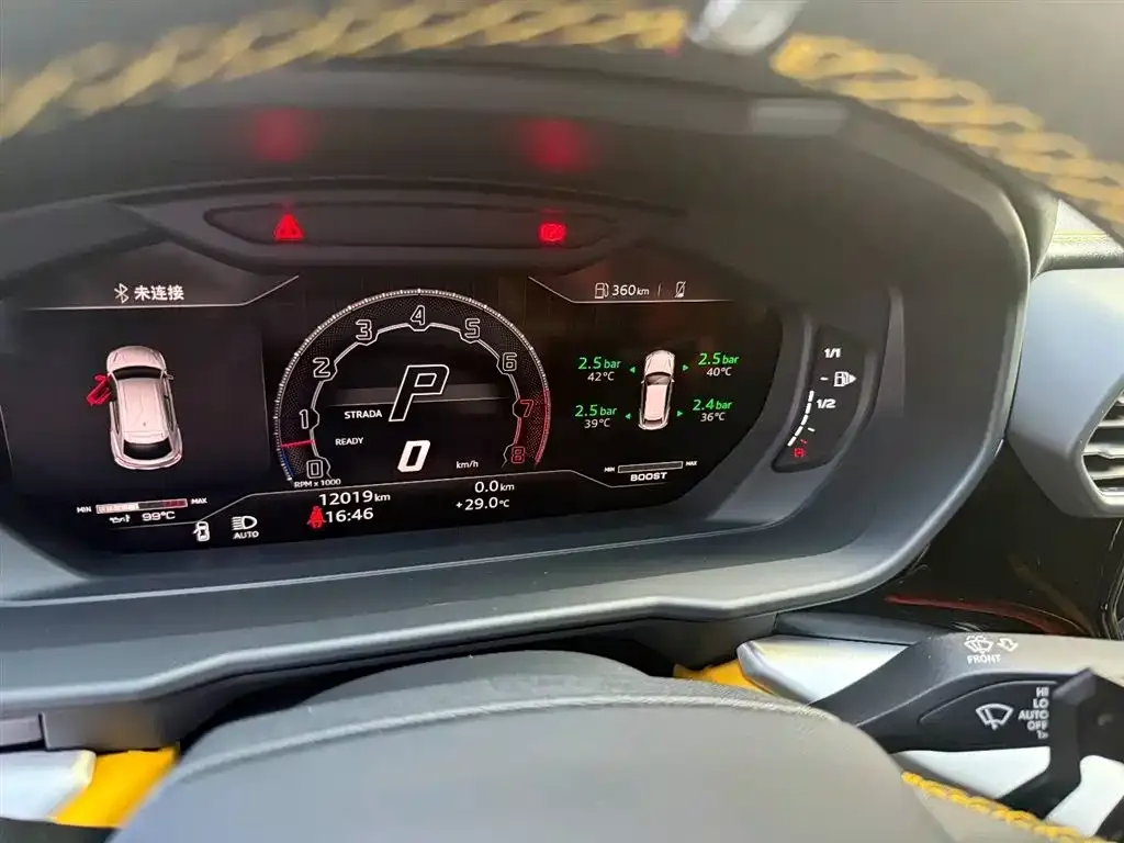 Lamborghini Urus — фото 8
