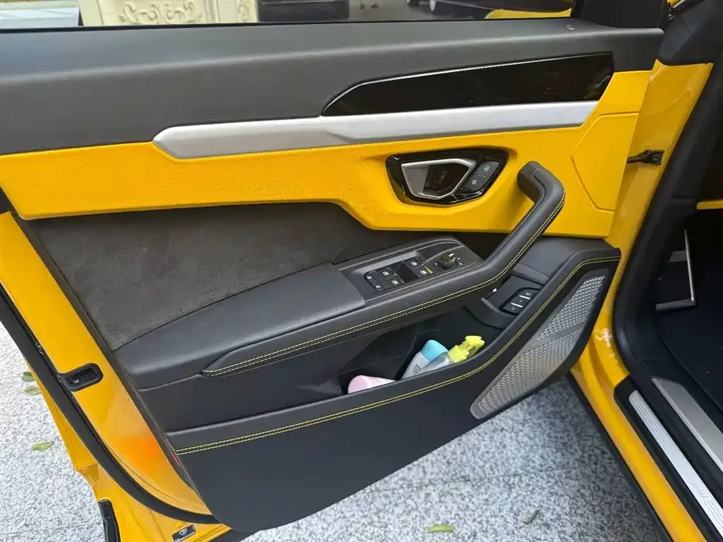 Lamborghini Urus — фото 4