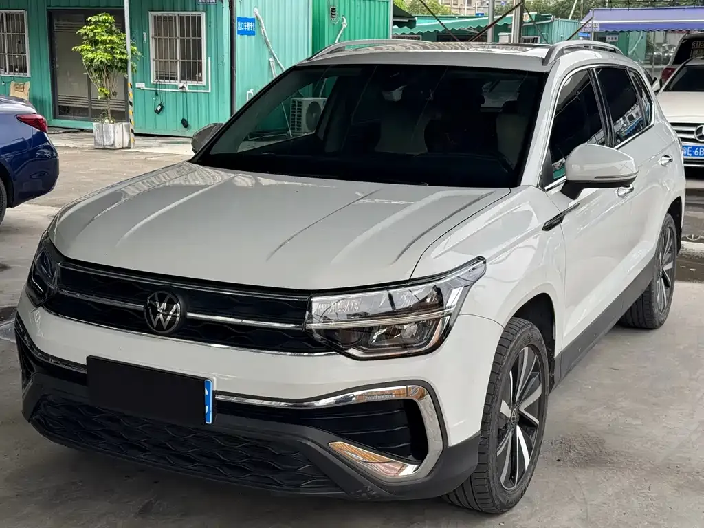 Volkswagen Tharu — фото 1