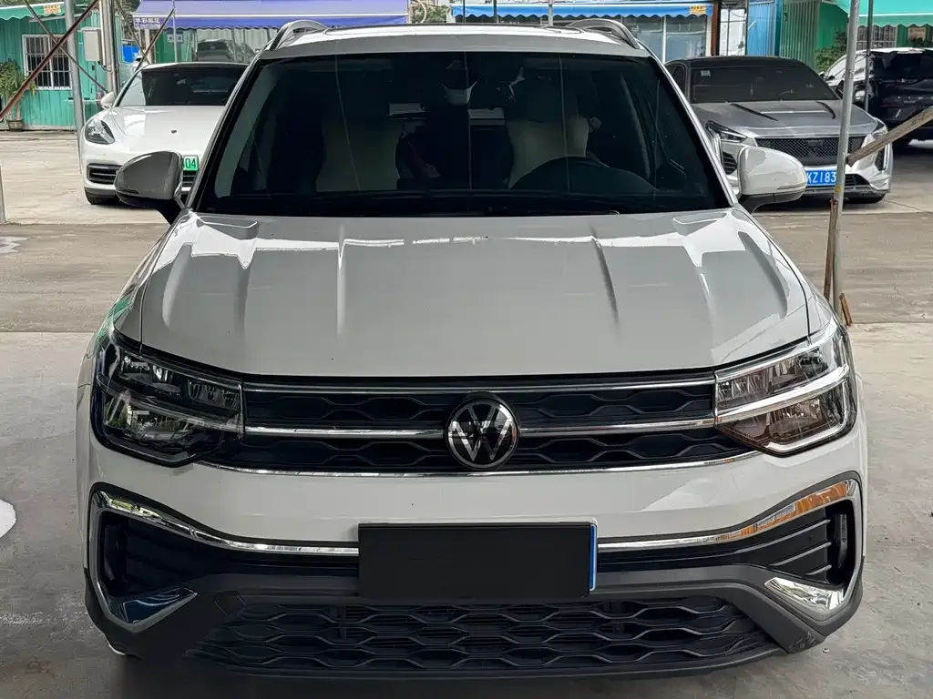 Volkswagen Tharu — фото 9