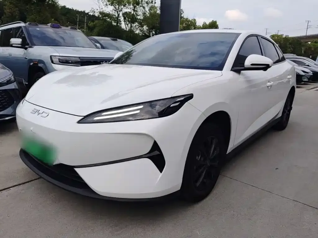 BYD e7 2025 из CN, фото 8