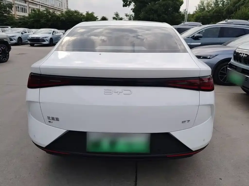 BYD e7 2025 из CN, фото 6