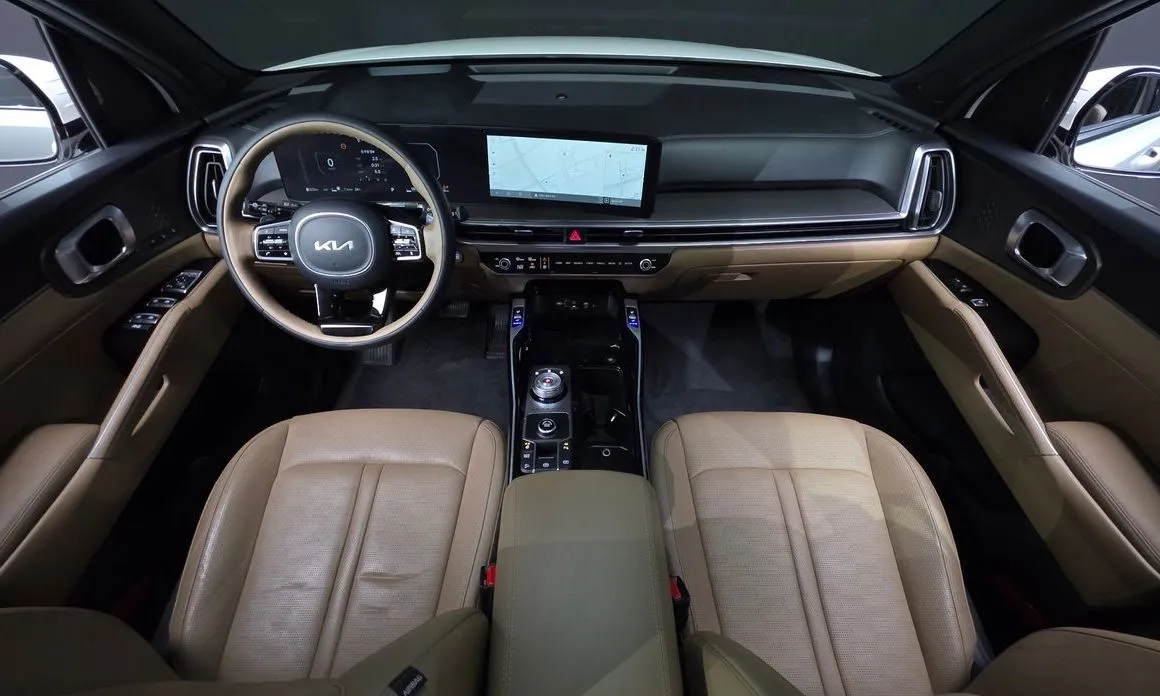 Kia Sorento — фото 10
