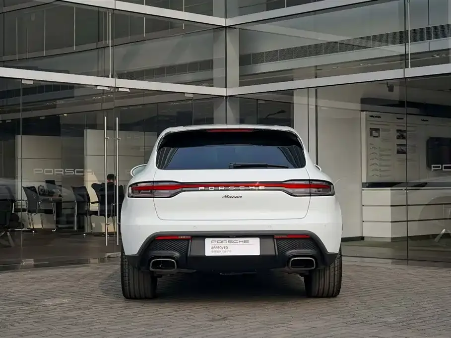 Porsche Macan — фото 8