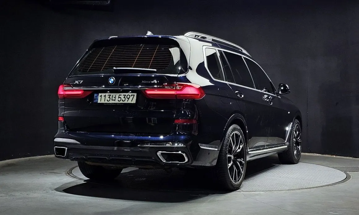 BMW X7 2021 из KR, фото 8