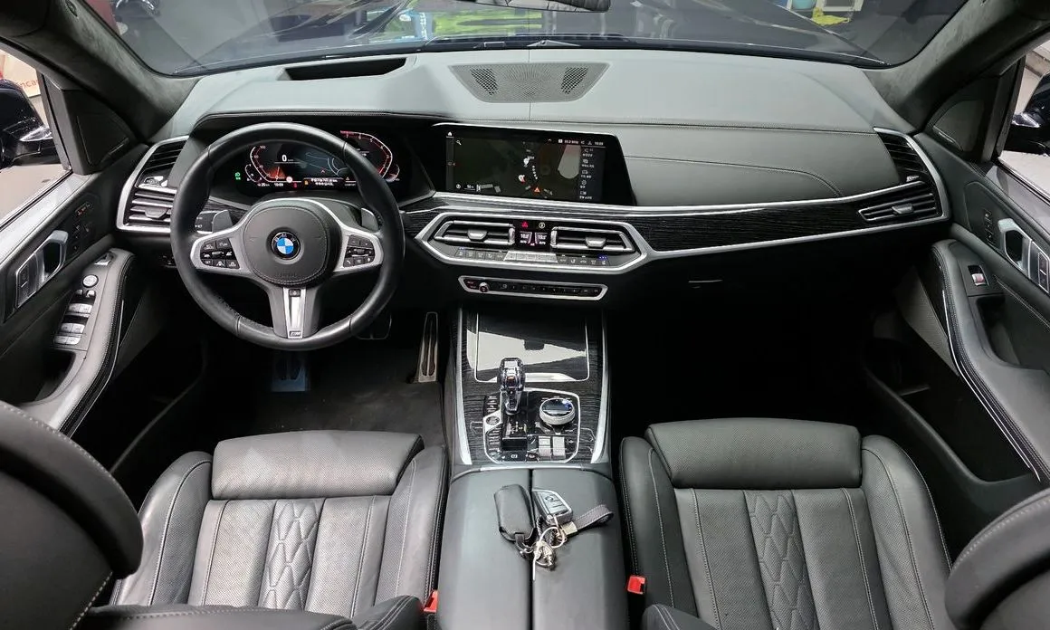BMW X7 2021 из KR, фото 9