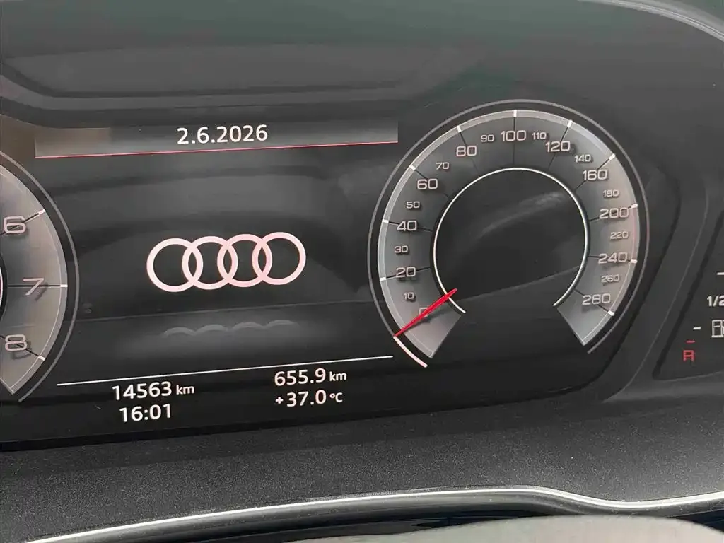 Audi Q3 — фото 2