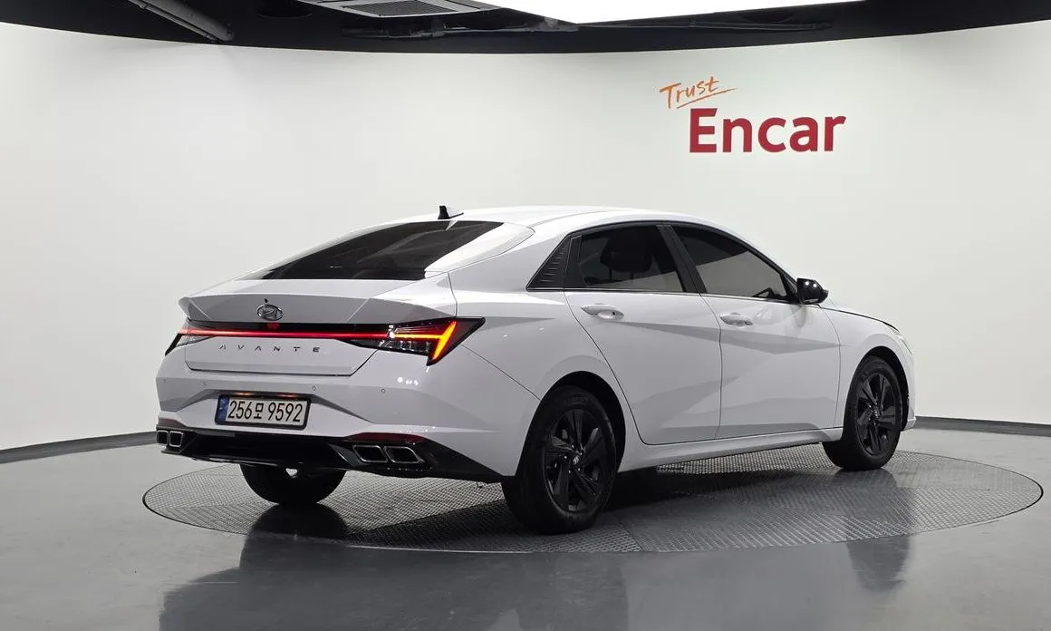 Hyundai AVANTE — фото 7