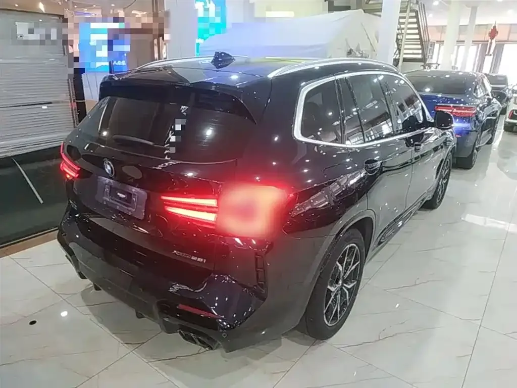 BMW X3 — фото 10