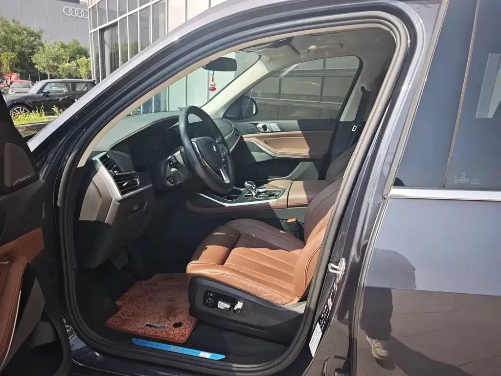 BMW X7 2021 из CN, фото 10