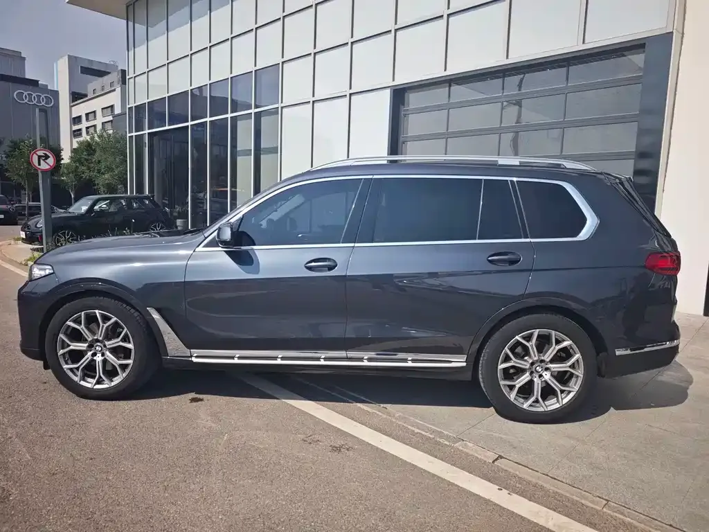 BMW X7 2021 из CN, фото 6