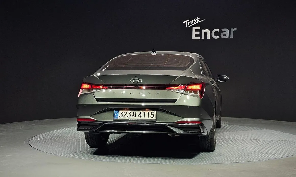 Hyundai AVANTE 2021 из KR, фото 3