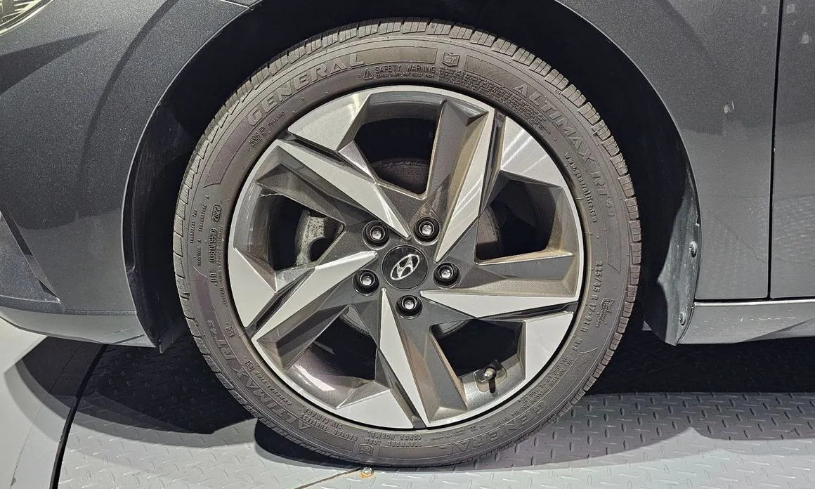 Hyundai AVANTE 2021 из KR, фото 6