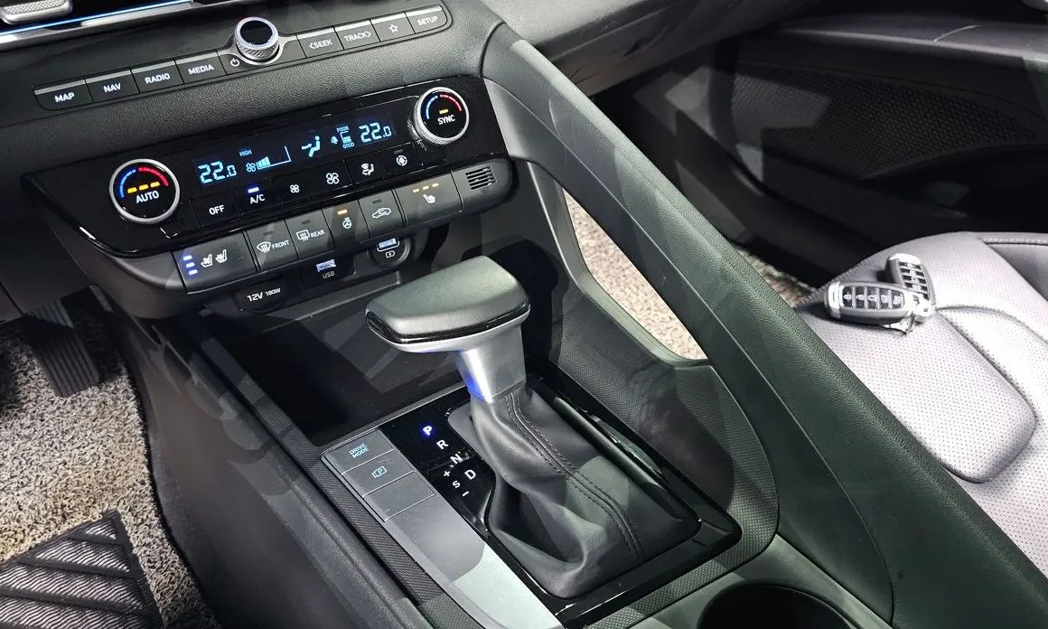 Hyundai AVANTE 2021 из KR, фото 7
