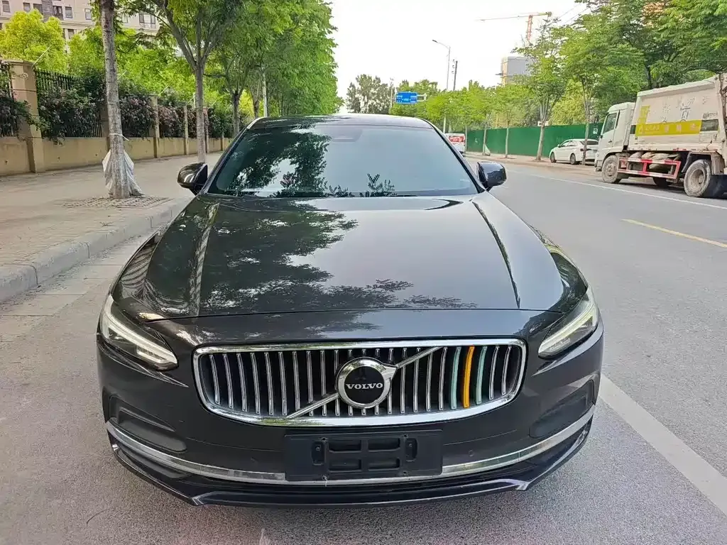 Volvo S90 — фото 9