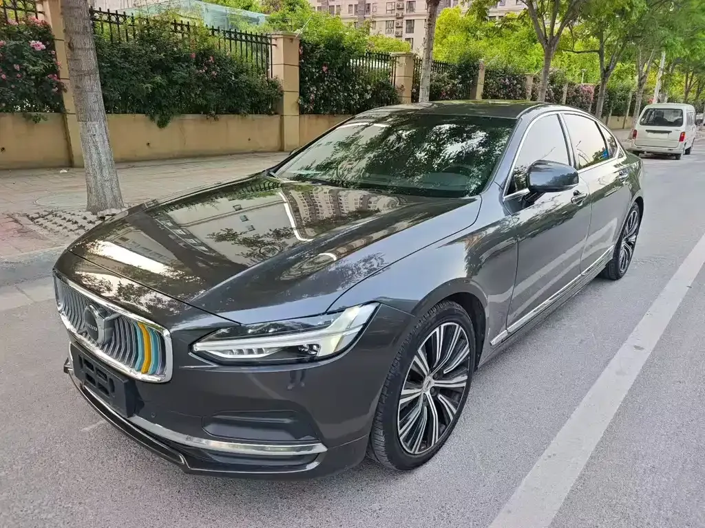 Volvo S90 — фото 7