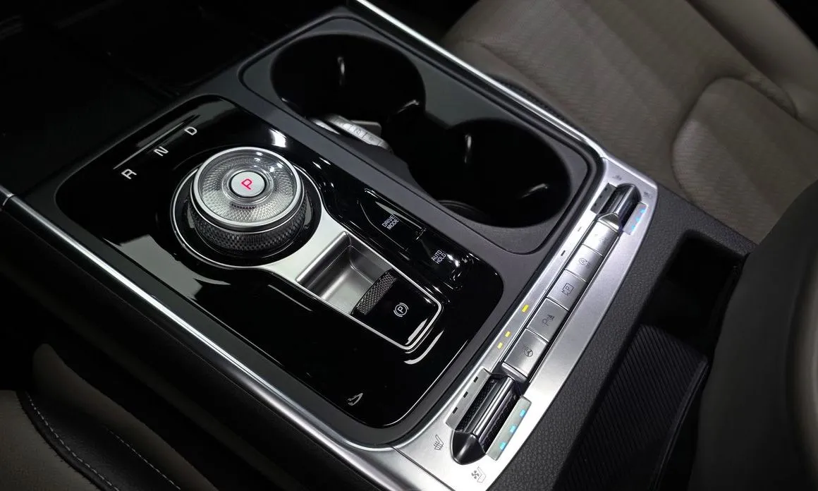 Kia Carnival 2025 из KR, фото 6