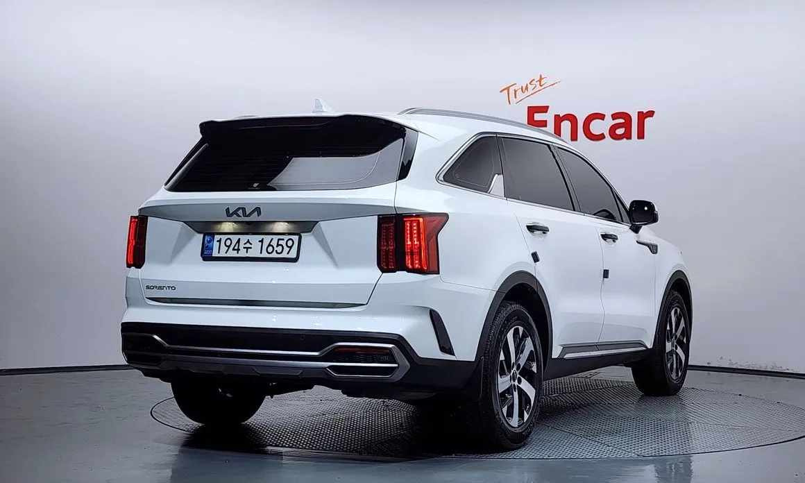 Kia Sorento — фото 4
