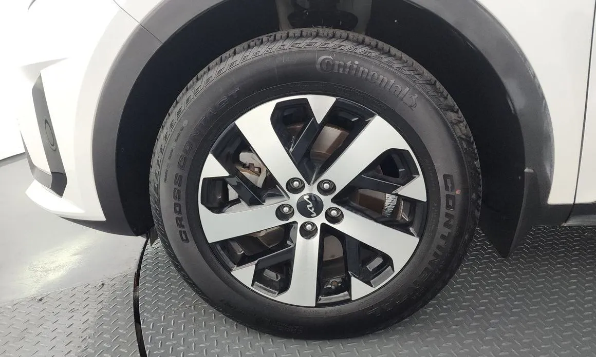 Kia Sorento — фото 5