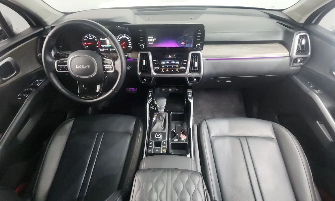 Kia Sorento — фото 7