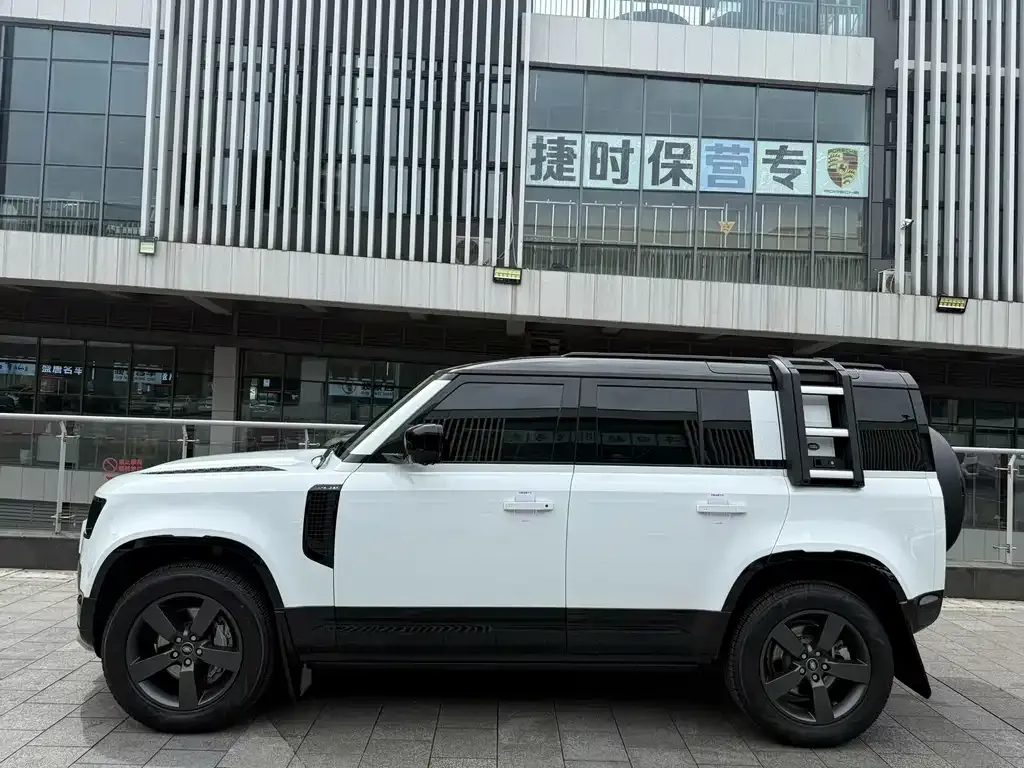 Land Rover Defender — фото 6