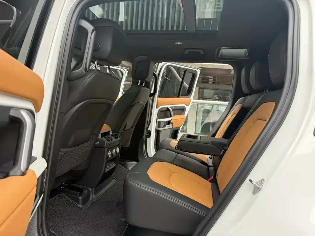 Land Rover Defender — фото 8