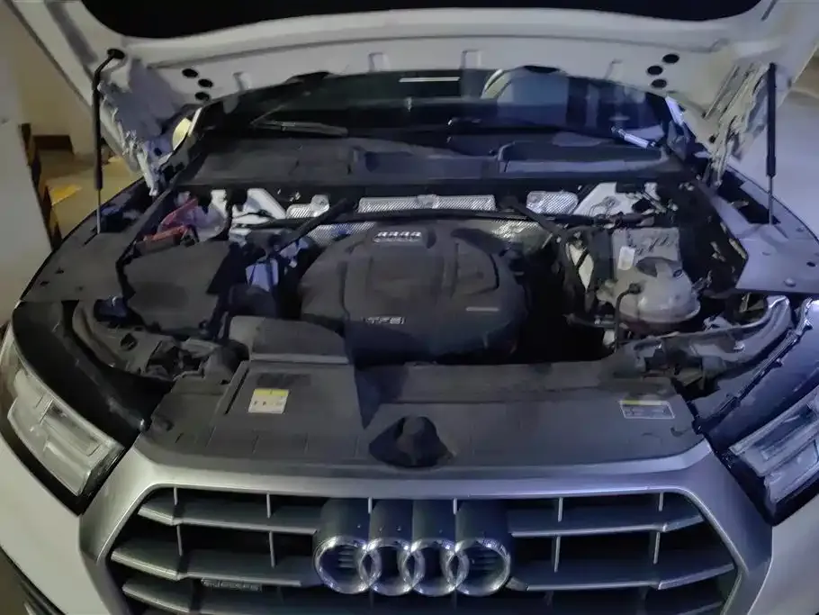 Audi Q5L 2021 из CN, фото 10