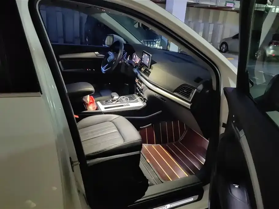 Audi Q5L 2021 из CN, фото 8