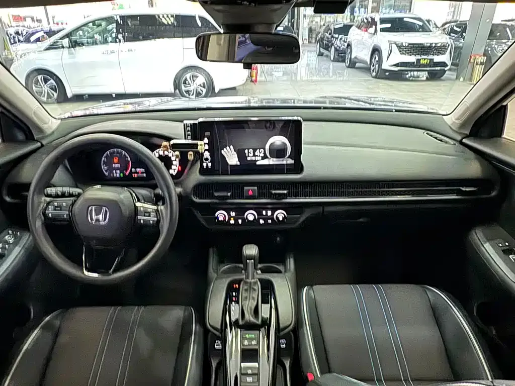 Honda HR-V 2024 из CN, фото 2