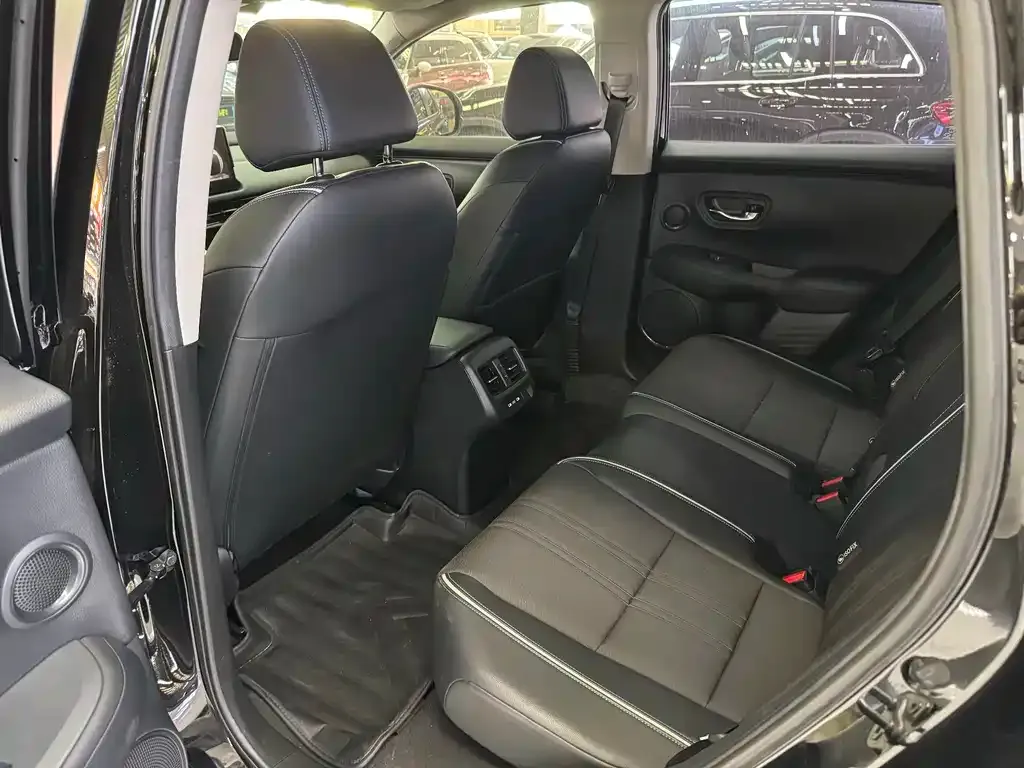 Honda HR-V 2024 из CN, фото 8