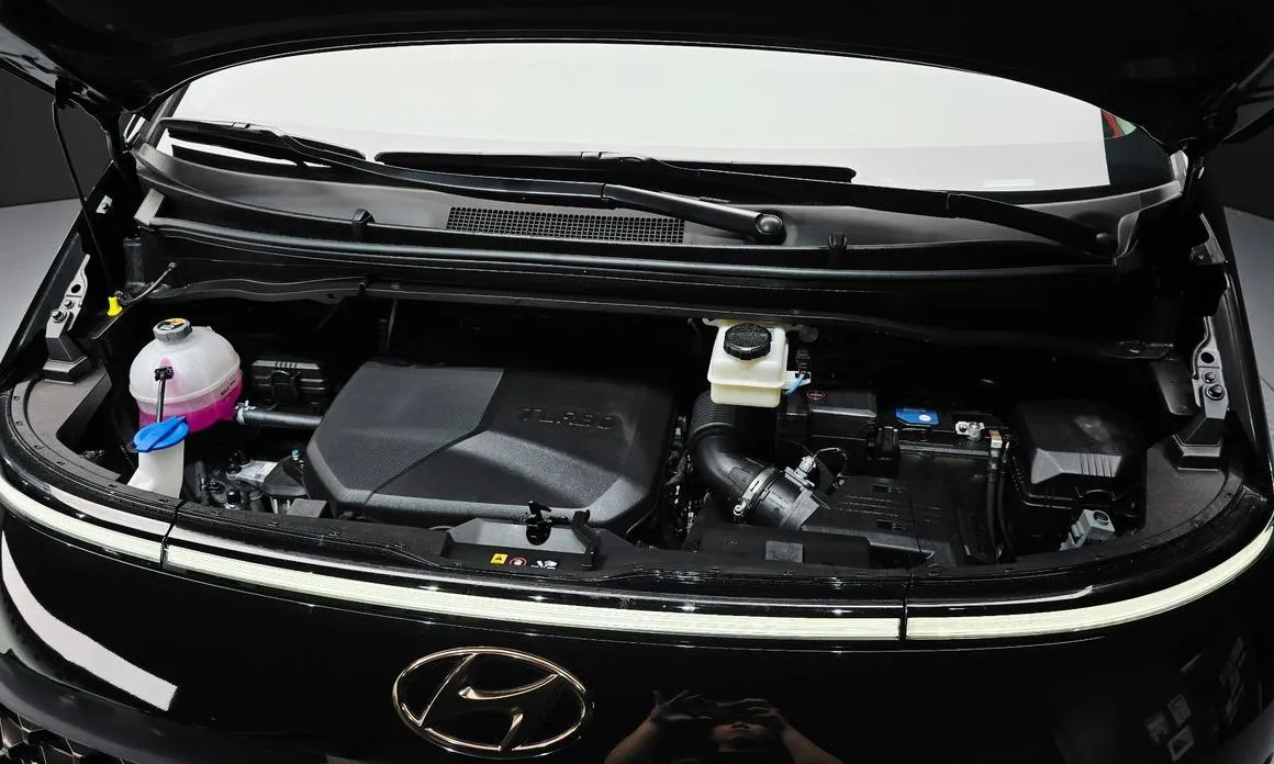 Hyundai Staria 2024 из KR, фото 8