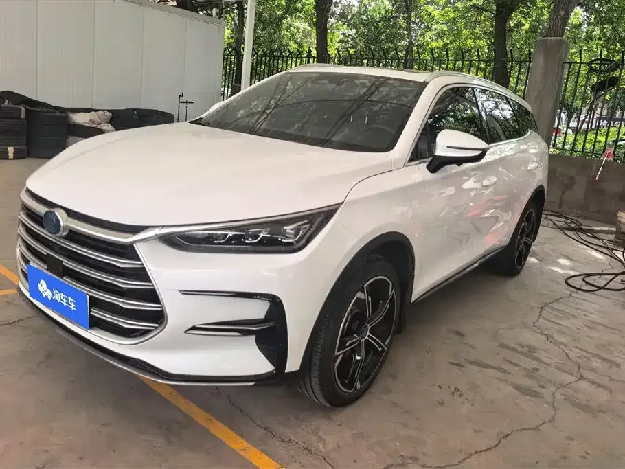 BYD Tang New Energy — фото 1