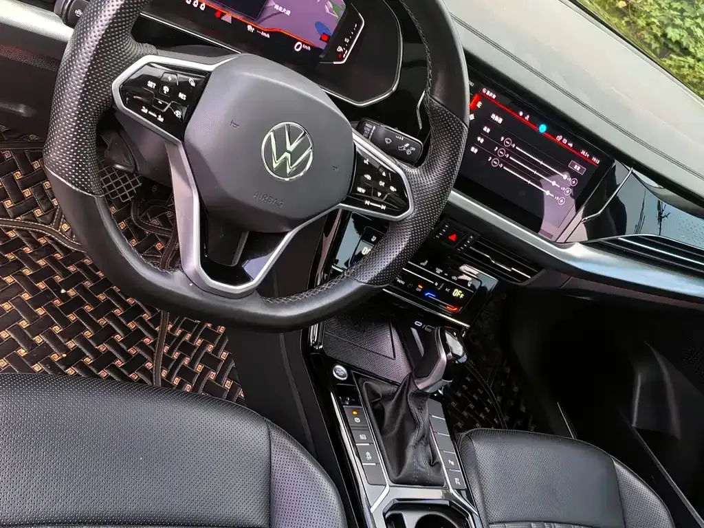 Volkswagen Passat — фото 4